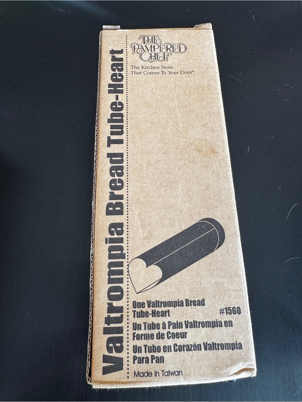 The Pampered Chef NIB Valtrompia Bread Tube-Heart #1560